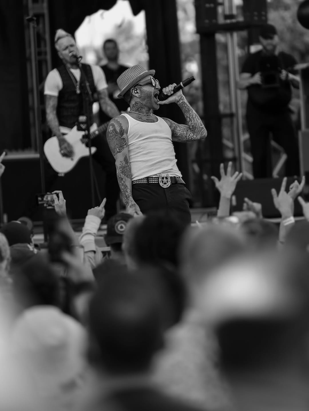 Lit